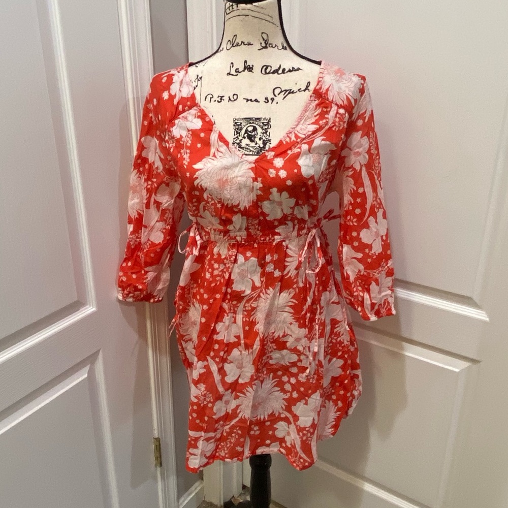 Old Navy Floral Maternity Tunic Top- women’s size large- $18